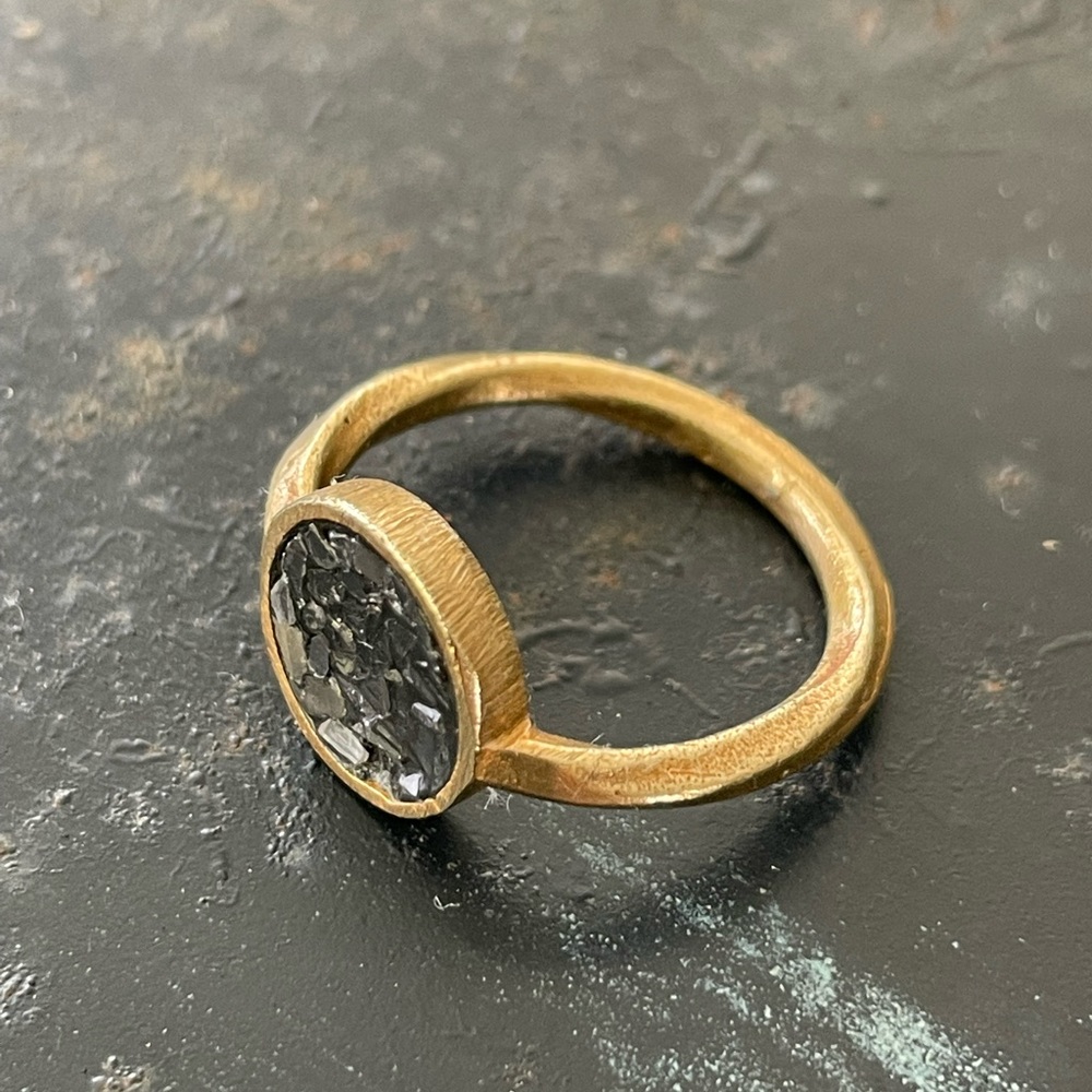 Ancient Style Ring - image 3